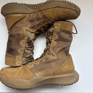 Nike SFB B2 Tactical Boots Mens Coyote Military Combat